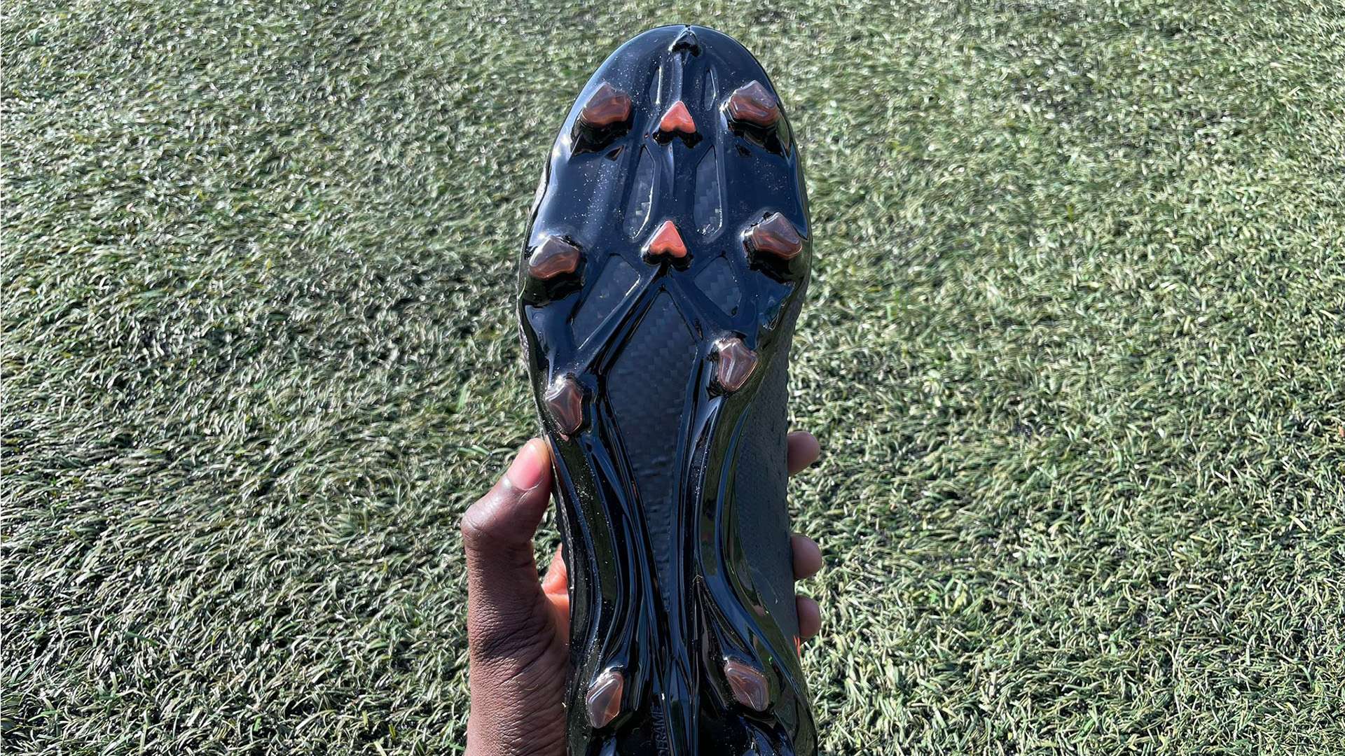 他渴望在比 他渴望在比